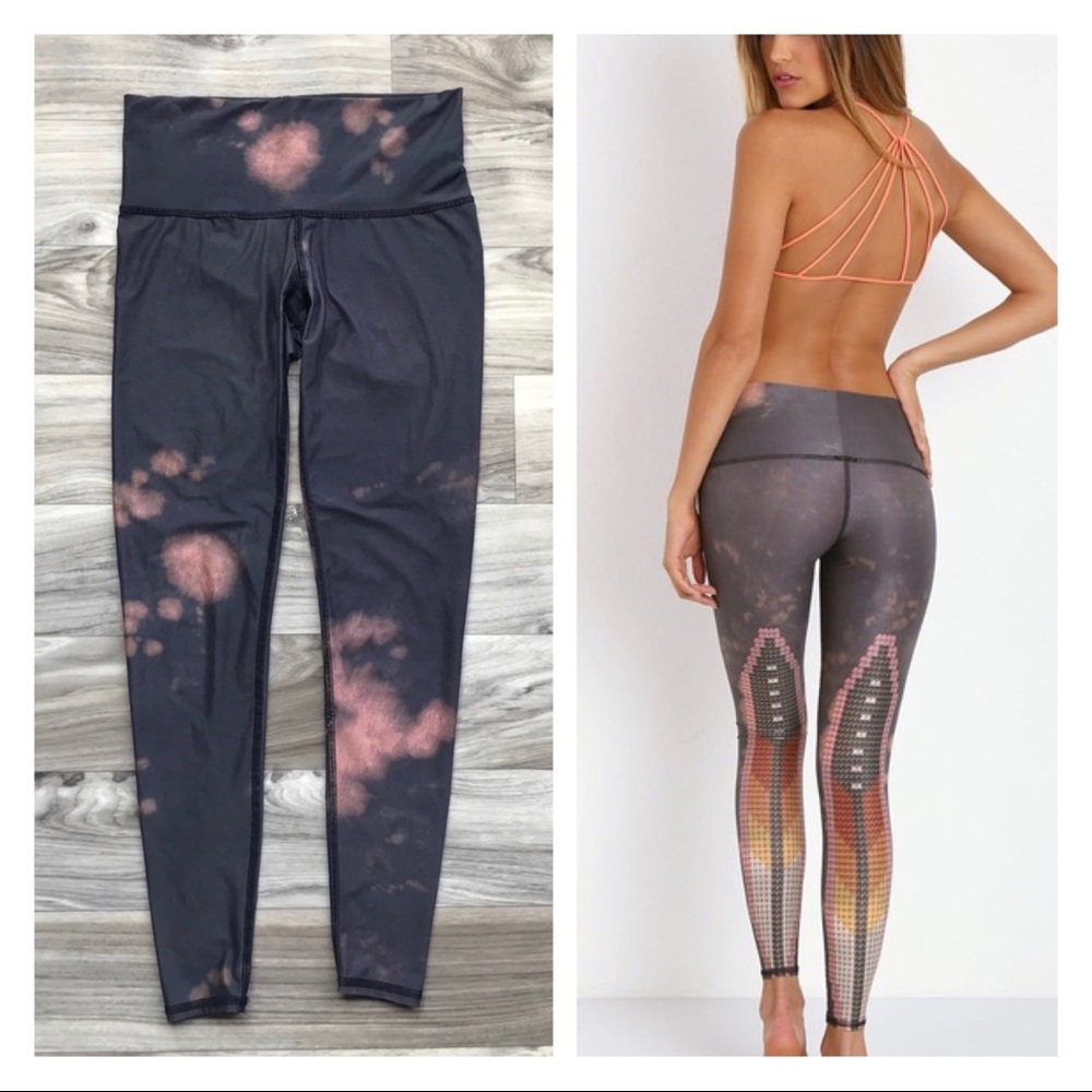 Teeki Sacred Feather Hot Pant in Charcoal